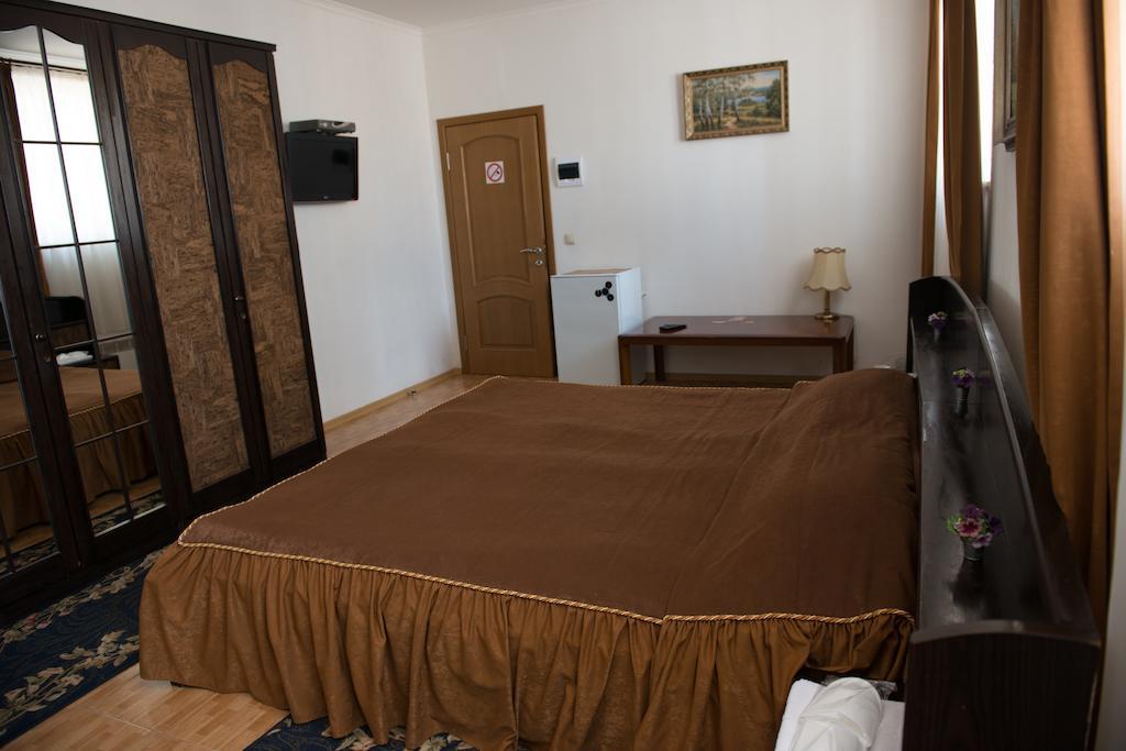 Hotel Acorn Irpin Kamer foto