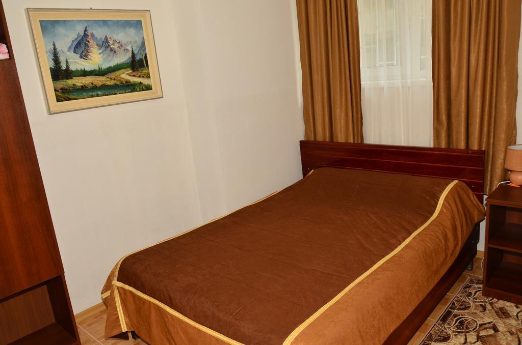 Hotel Acorn Irpin Buitenkant foto