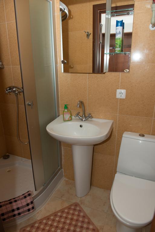 Hotel Acorn Irpin Kamer foto